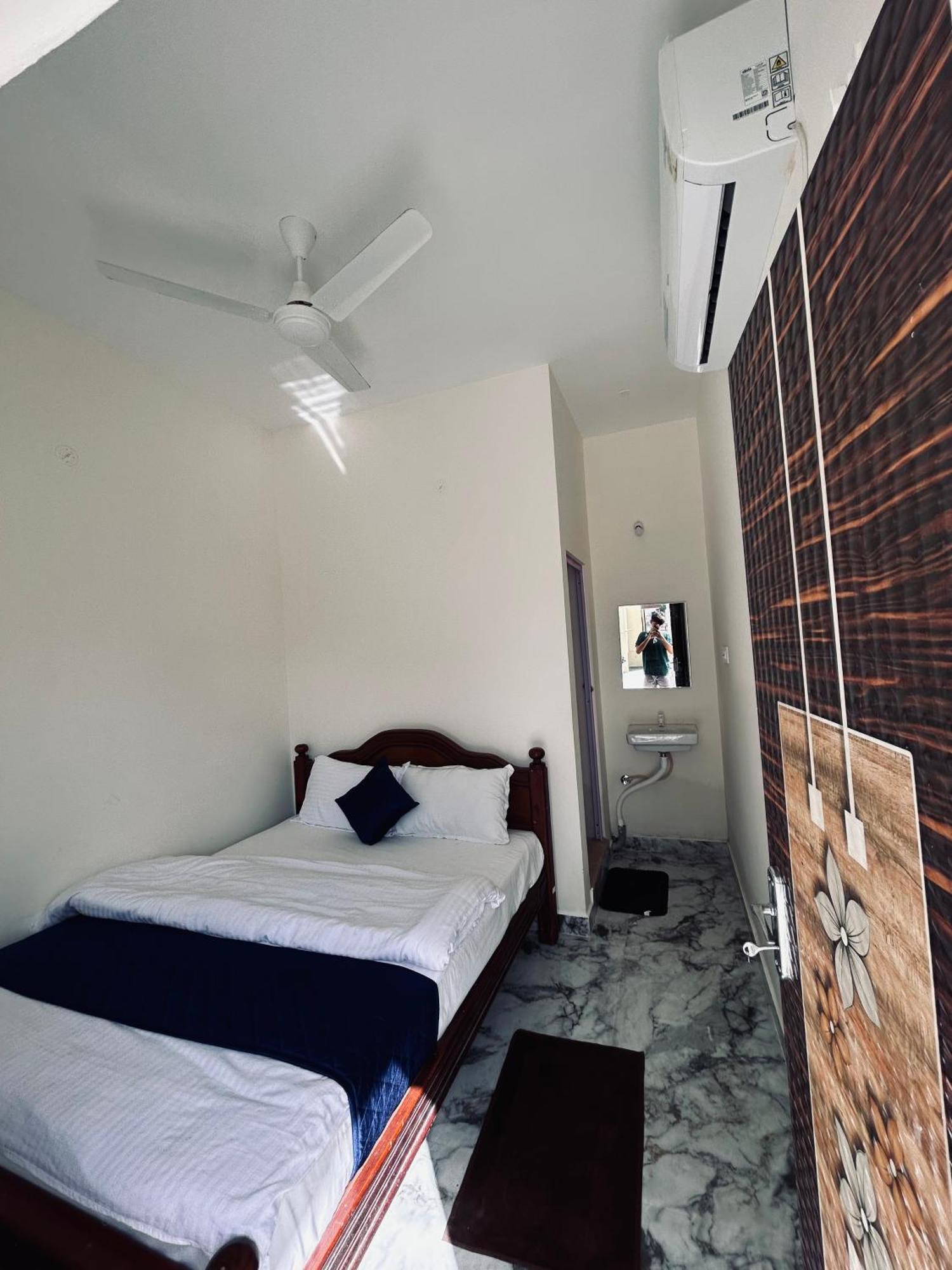 Dss Home Stay Just 500 Meter Girivalam Road Tiruvannamalai Exterior photo